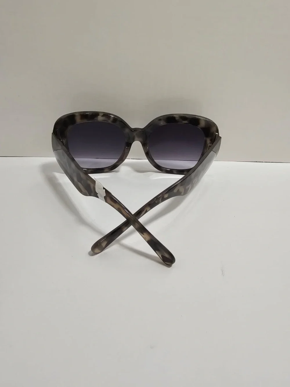 NWT Oversized Soft Square Grey Tortoise Sunglasses 100% UV Protection